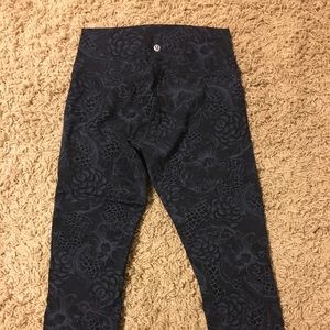 Lululemon cropped leggings